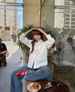 Áo sơ mi trắng dài tay cổ bẻ dáng rộng THE C.I.U – Tracy Shirt