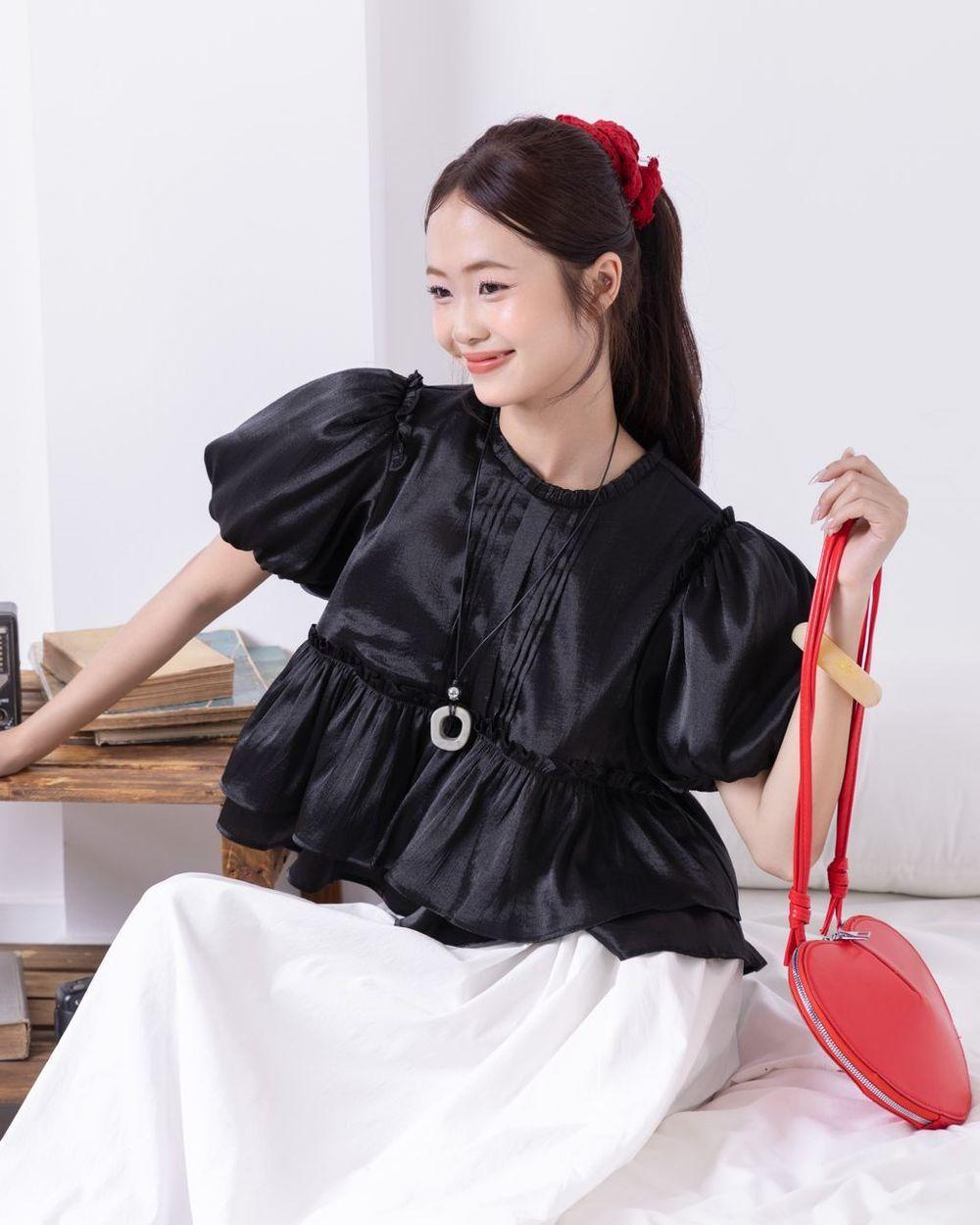 Áo kiểu tay phồng phối bèo dáng ngắn THE C.I.U – Ivy Top